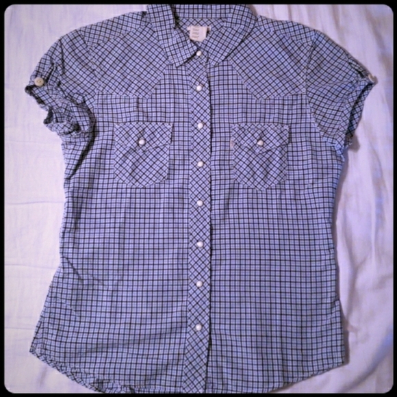 🔴Bundle of Levi's western snap button shirts - Picture 3 of 6